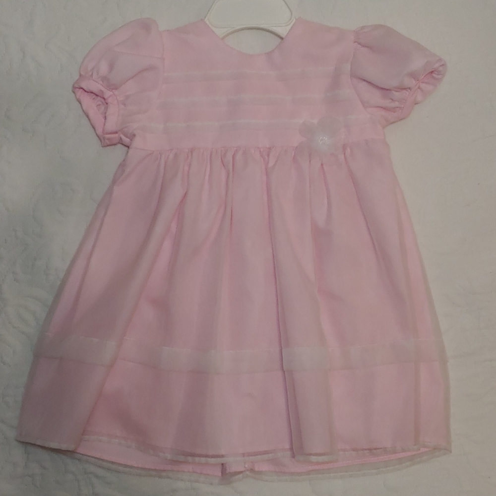Dress 6 months